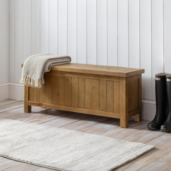 Aspen Storage Bench - Rough Sawn Pine