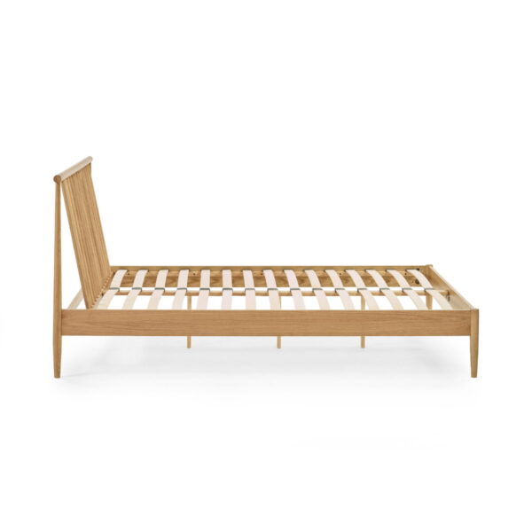 Belton Oak Spindle Bed - Black Oak Effect
