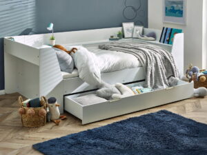 Cyclone Daybed