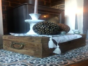 Antique Mahogany Chest - Medium