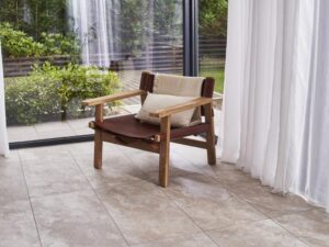 DF-BB-CAMP06-featured Jasper Chair