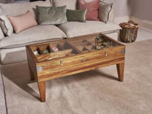 DF-BB-ENG136-featured Collectors Table