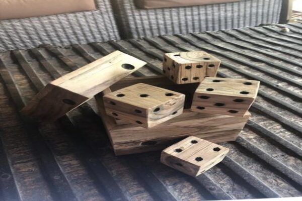 DF-BB-GAME01-featured Dice in a Box