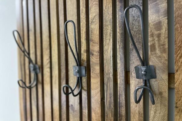 DF-BB-VERS13-featured Versatile Hanging Coat and Key Rack