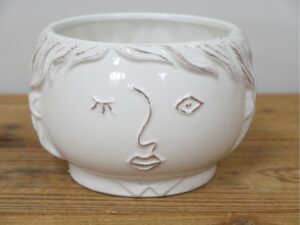DF-DUT-11141-featured Face Vase