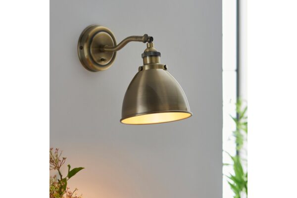 Franklin Wall Light