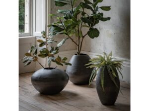Artistic Aluminium Vase Chatai