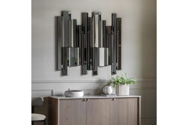 Almada Mirror