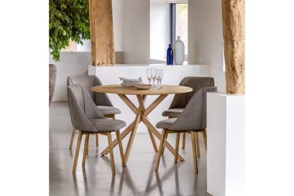 Korsa Dining Table