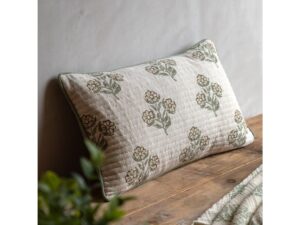 DF-GAL-5056693587958-featured Elsdon Floral Cushion