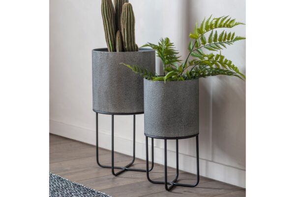 DF-GAL-5059413675836-featured Eda Metal Planter Set of 2