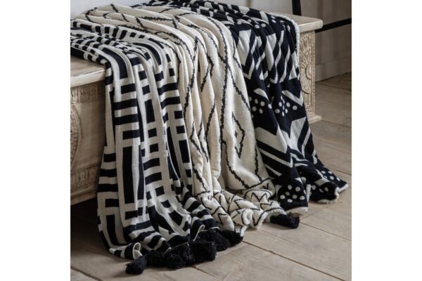 Meton Knitted Tassel Throw