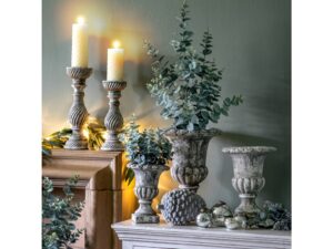 Amesbury Urn Aged