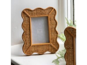 DF-GAL-5061087250455-featured Ayora Rattan Photo Frame