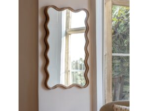 Wiggle Mirror