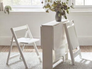 Gatan Small Gateleg Table With 2 Chairs - White