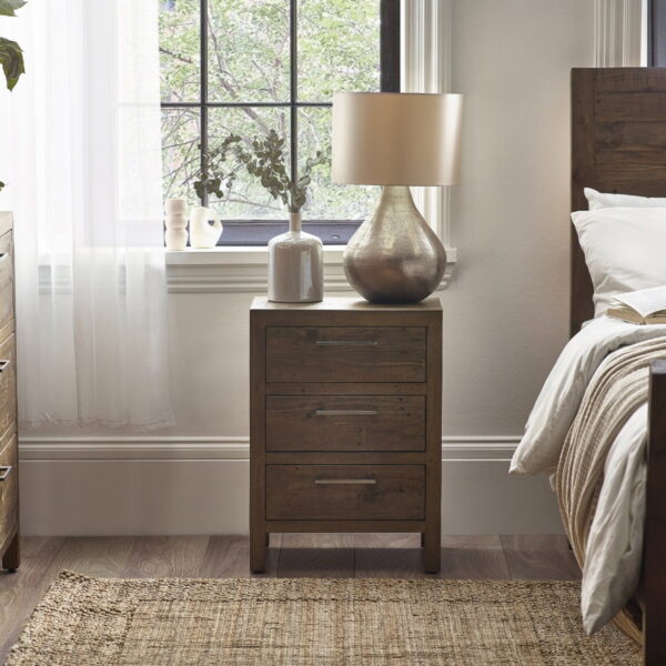 HER211-Heritage-3-Drawer-Bedside-Roomset-1_1200x1200-1.jpg Heritage 3 Drawer Bedside