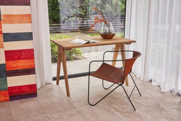 Arts & Crafts Desk