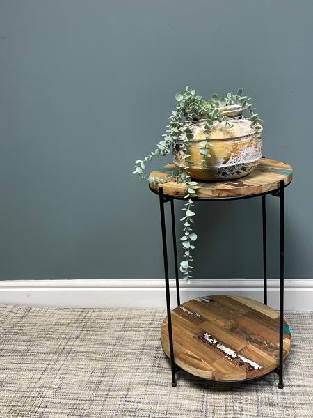 Circular 2 Shelf