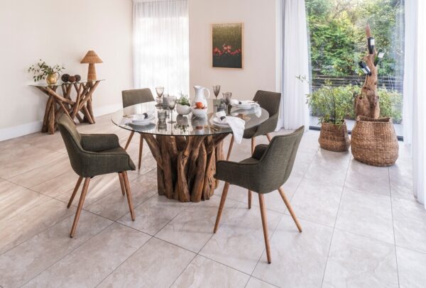 Leila Round Dining Table 160cm (10mm glass)