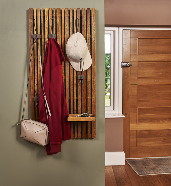 page_6283.jpg Versatile Hanging Coat and Key Rack