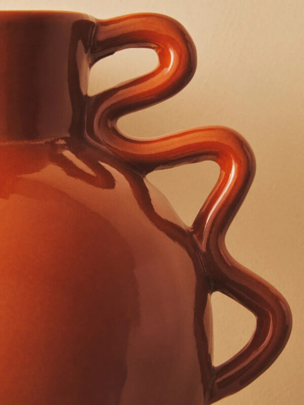 1411768_liv_05__96169.1778584084.jpg Sonata Small Burnt Orange Vase with Abstract Handles