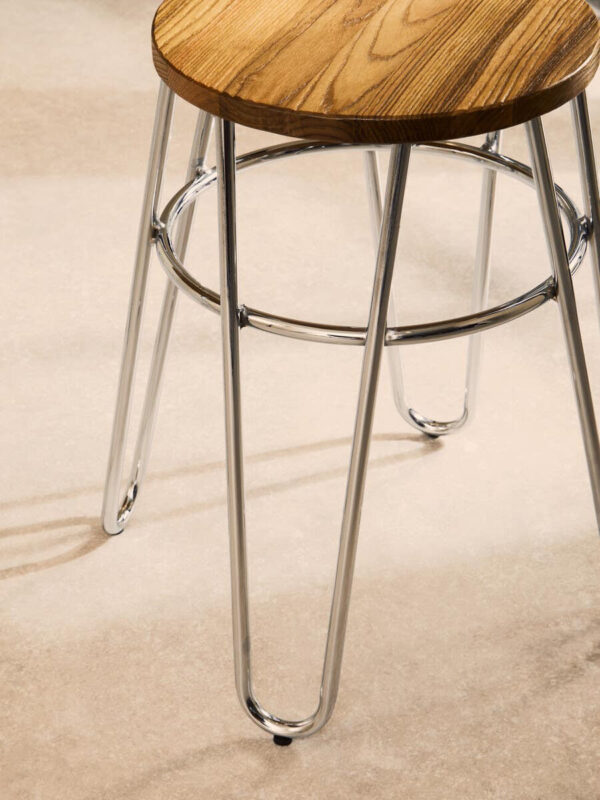 2405592_ils_02__21077.1754510950.jpg District Hairpin Legs Stool with Wood Top