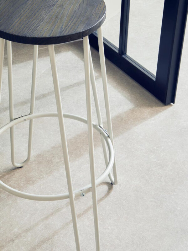 2406629_ils_02__16787.1754500469.jpg District White Finish Metal Frame Bar Stool
