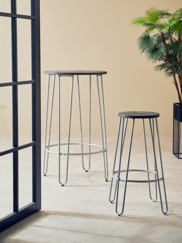 2406631_ils_01__74837.1754500487.jpg District Barstool with Silver Metal Legs