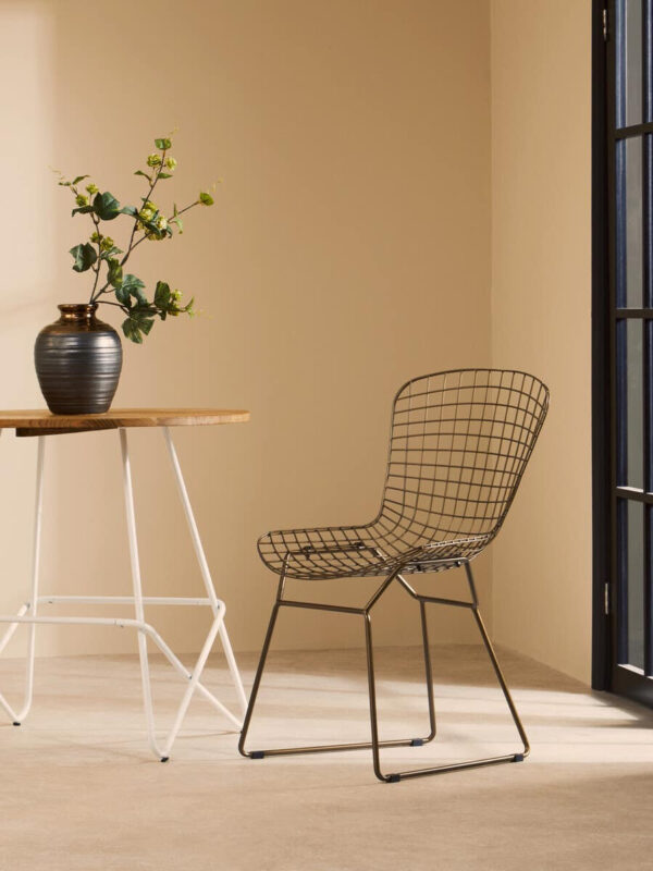 5501324_ils_01__07752.1754488295.jpg District Bronze Metal Grid Frame Wire Chair
