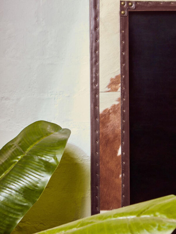 5503037_liv_04__92502.1763115822.jpg Kensington Townhouse Brown And White Genuine Cowhide Wall Mirror