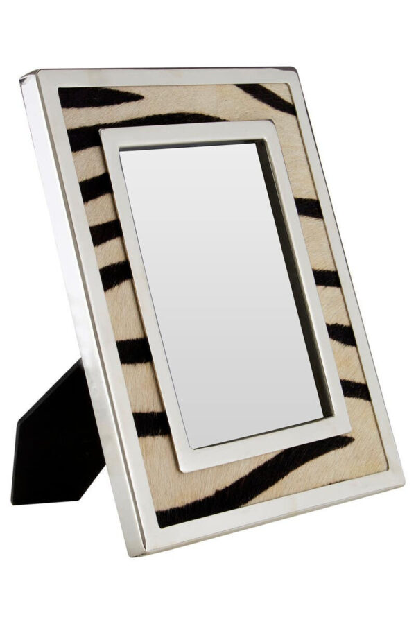 5509011_01_1__70863.1755856605.jpg Kensington Townhouse 5in x 7in Zebra Design Photo Frame