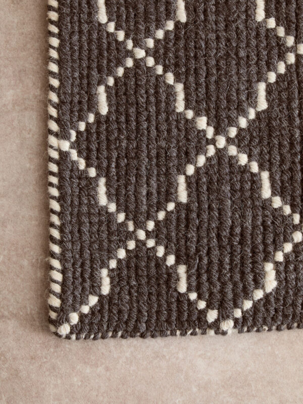 Bosie Kensington Townhouse Large Diamond Lattice Rug