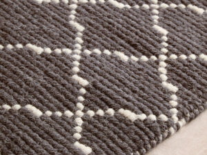 5513012_liv_03__82267.1764757597.jpg Bosie Kensington Townhouse Large Diamond Lattice Rug