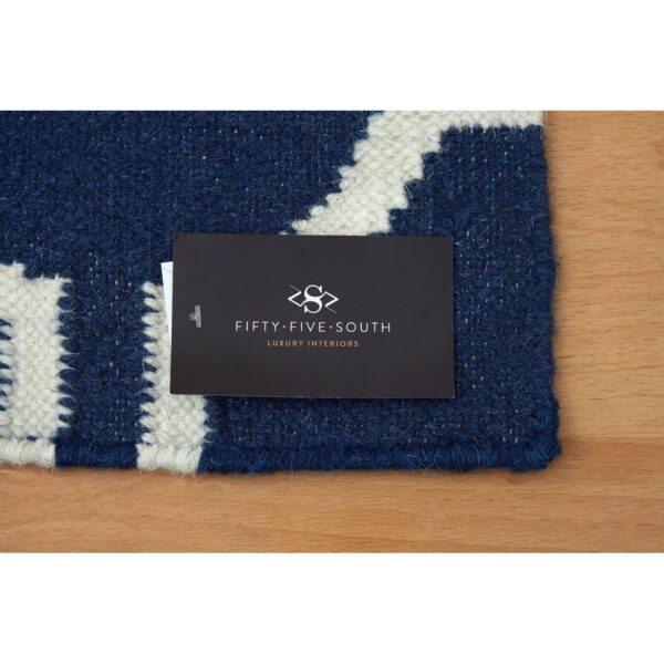 5513013_pkg_01__95023.1754506790.jpg Bosie Kensington Townhouse Small Blue Hand Woven Rug