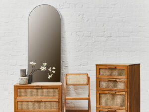 5528692_liv_01__03965.1754522593.jpg Lyon Rattan and Oak Wood Chest of Four Drawers