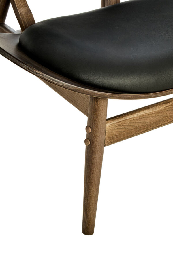 5529752_mac_03__79585.1783506503.jpg Vinsi Black Leather Effect Chair with Elm Wood Frame