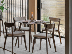 DF-GAL-5056693531616-1 Hatfield Square Dining Table