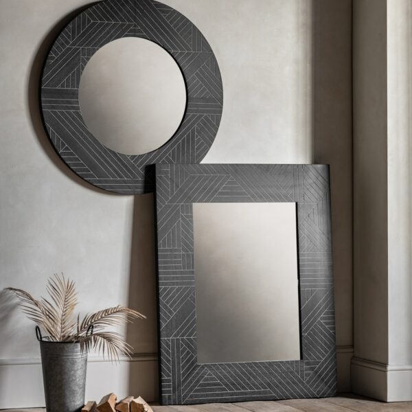 Kakuda Mirror
