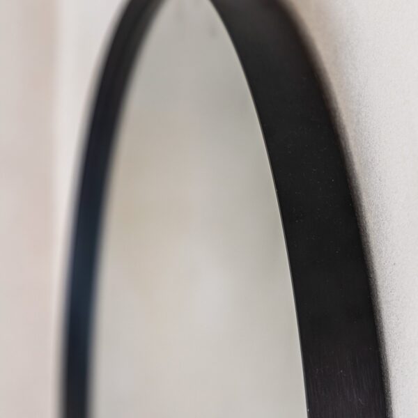 DF-GAL-5056693546825-3 Holworth Round Mirror