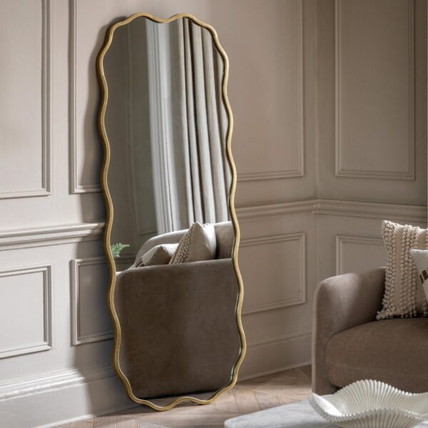 Sloane Mirror