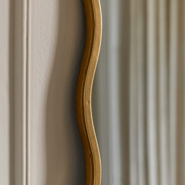 Sloane Mirror