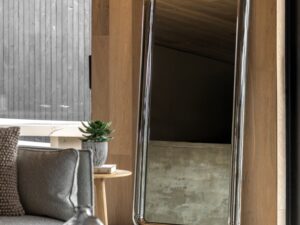 Specchio Mirror