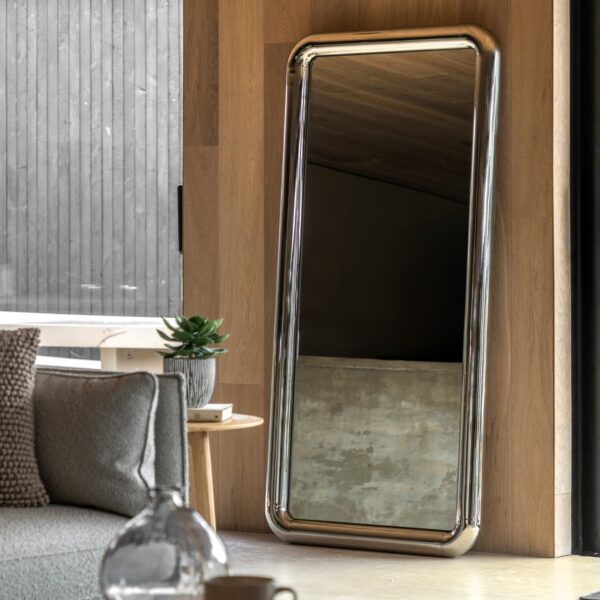 Specchio Mirror