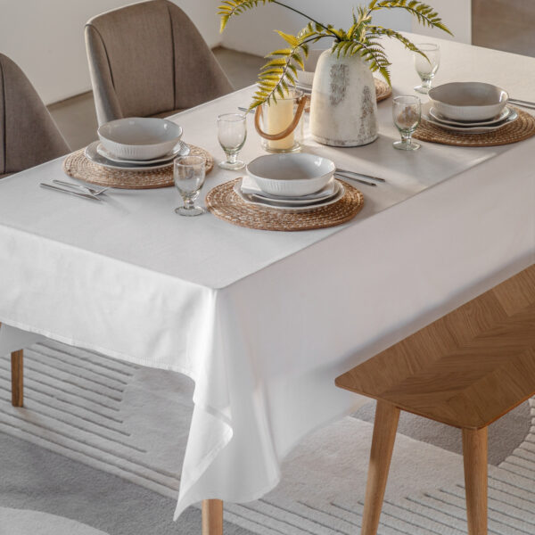 White Classic Tablecloth