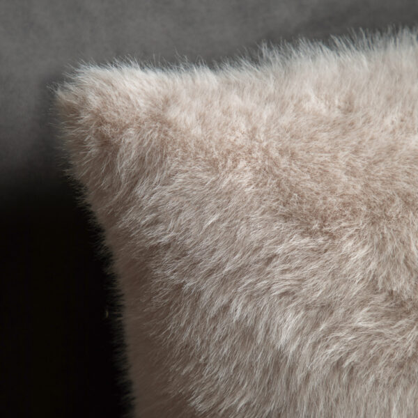Maple Faux Fur Cushion Oatmeal