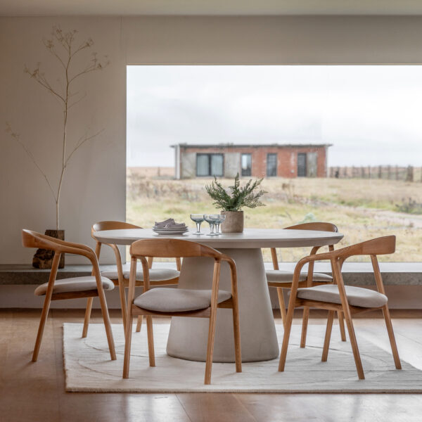 DF-GAL-5056693579175-1 Pedra Round Dining Table