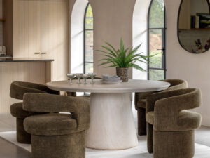 Pedra Round Dining Table