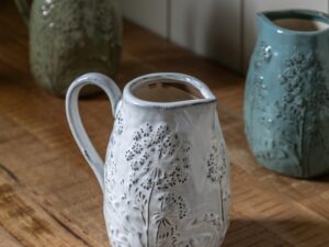 DF-GAL-5056693592013-1 Meadow Embossed Ceramic Jug