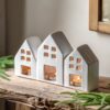 DF-GAL-5056693599043-1 Pearly White Houses Tealight Holder